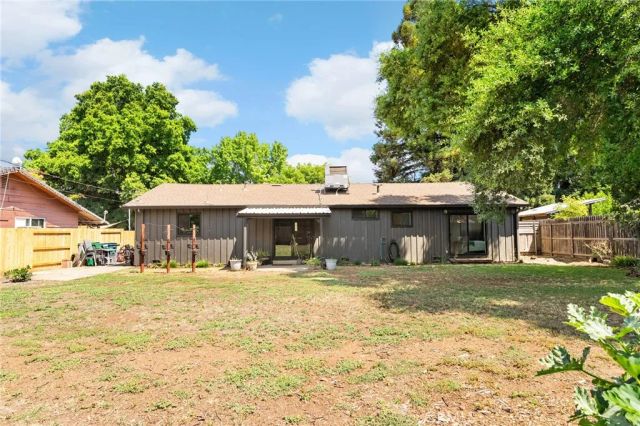 9 Montclair Drive, Chico, CA 95926