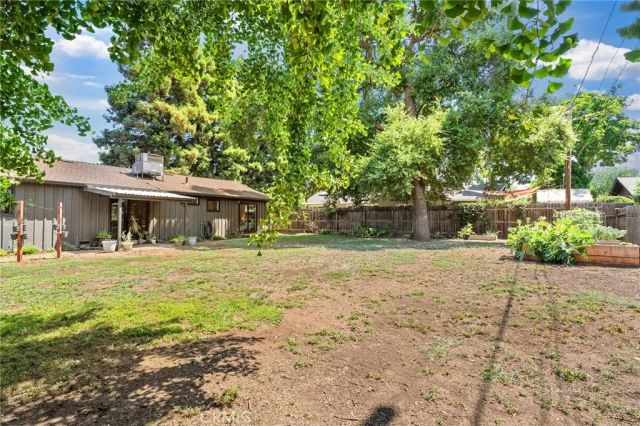 9 Montclair Drive, Chico, CA 95926