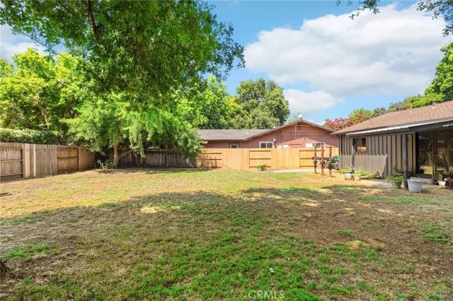 9 Montclair Drive, Chico, CA 95926