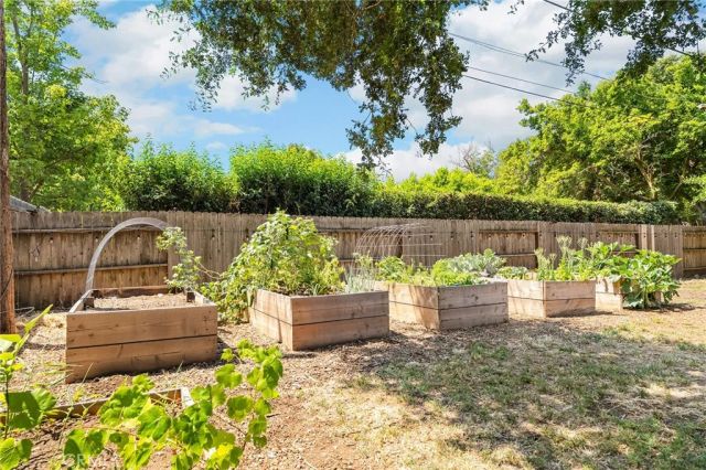 9 Montclair Drive, Chico, CA 95926