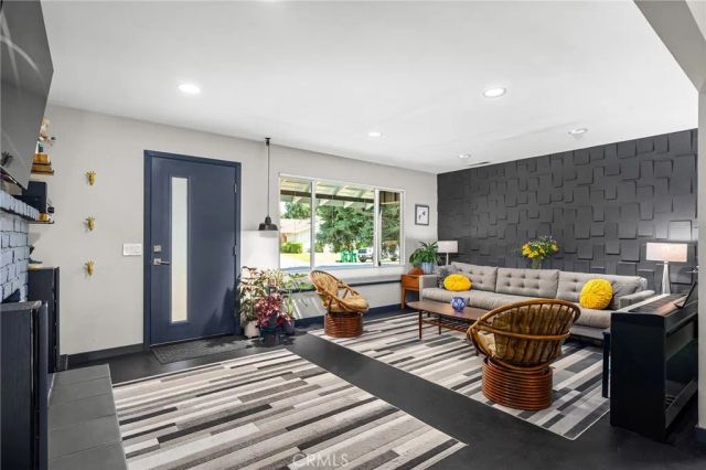 9 Montclair Drive, Chico, CA 95926