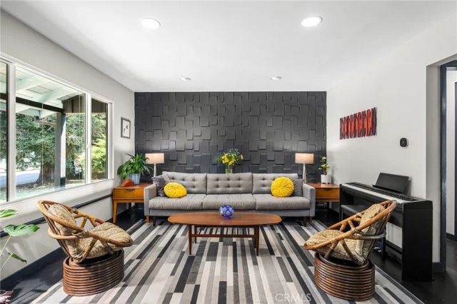 9 Montclair Drive, Chico, CA 95926