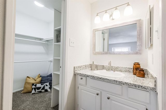 8162 Richmond Avenue 2309, Houston, TX 77063