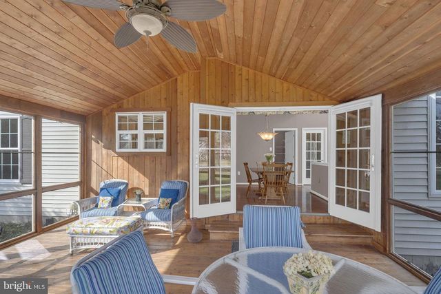 72 BITTERSWEET DR, Doylestown, PA 18901