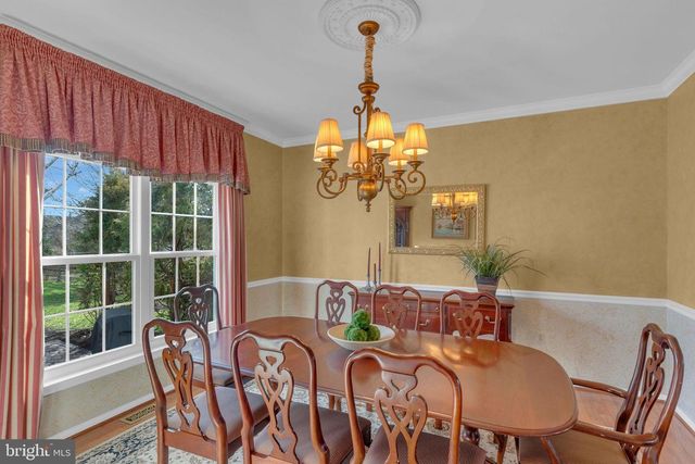 72 BITTERSWEET DR, Doylestown, PA 18901