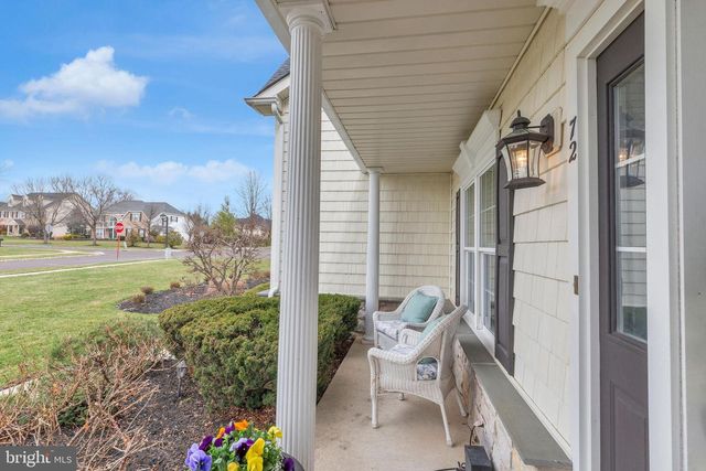 72 BITTERSWEET DR, Doylestown, PA 18901