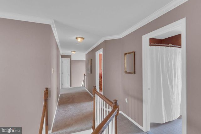 72 BITTERSWEET DR, Doylestown, PA 18901