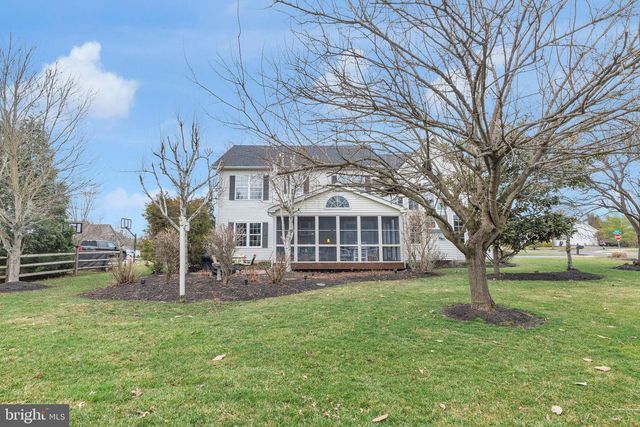 72 BITTERSWEET DR, Doylestown, PA 18901