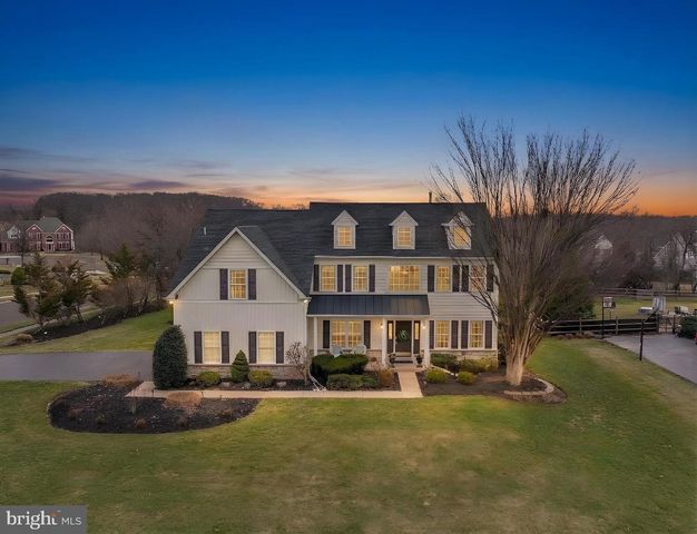 72 BITTERSWEET DR, Doylestown, PA 18901