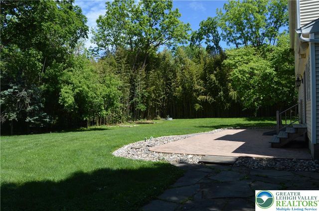 100 Rose Court, Glendon Boro, PA 18042