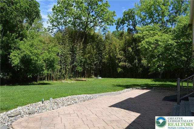 100 Rose Court, Glendon Boro, PA 18042