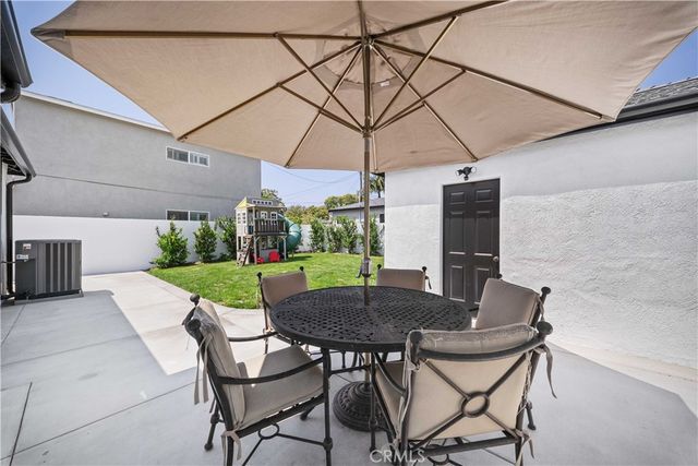 3775 Charlemagne Avenue, Long Beach, CA 90808