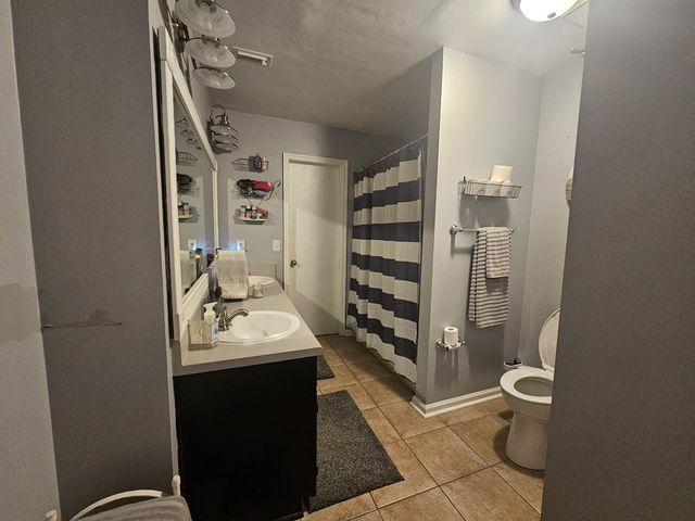 615 Rolling Hills Drive, Ozark, AL 36360