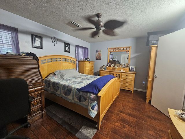 615 Rolling Hills Drive, Ozark, AL 36360