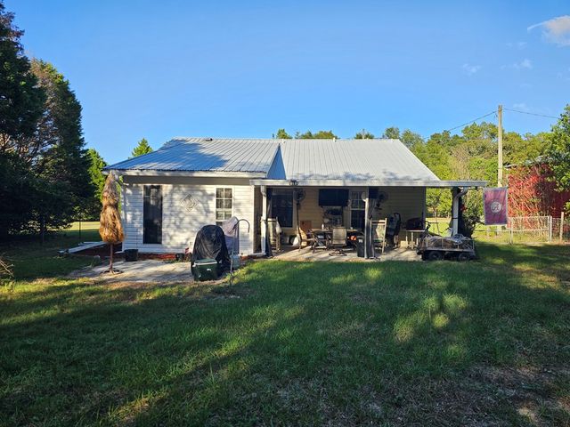 615 Rolling Hills Drive, Ozark, AL 36360