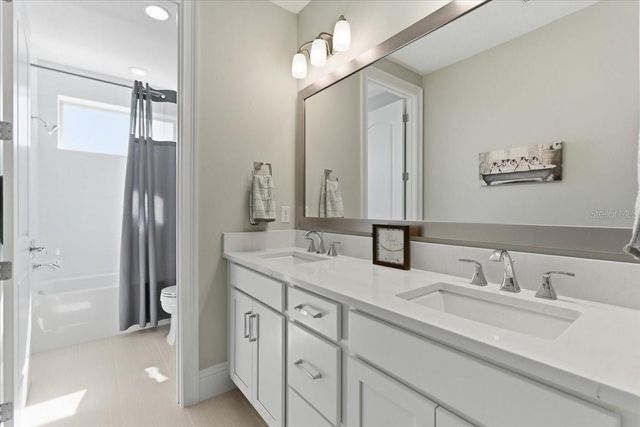 10123 BUCKLOW HILL DRIVE, Orlando, FL 32832