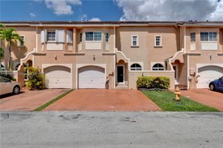 3720 SW 153rd Ct, Miami, FL 33185