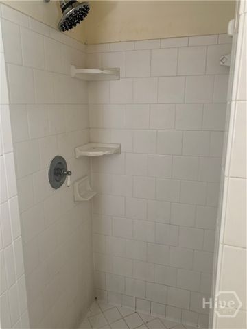 320 Kensington Drive, Savannah, GA 31405