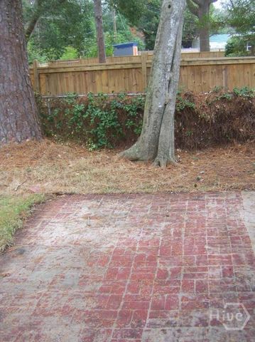 320 Kensington Drive, Savannah, GA 31405