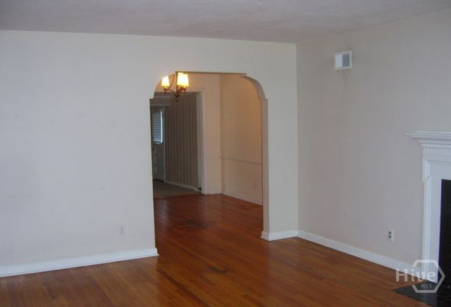 320 Kensington Drive, Savannah, GA 31405