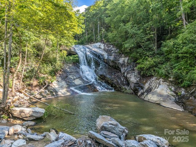 2716 Lower Flat Creek Road, Black Mountain, NC 28711