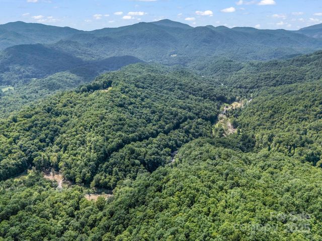 2716 Lower Flat Creek Road, Black Mountain, NC 28711