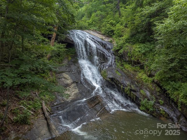 2716 Lower Flat Creek Road, Black Mountain, NC 28711