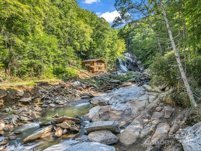 2716 Lower Flat Creek Road, Black Mountain, NC 28711