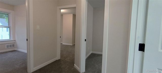 131 Mark Avenue, Pontiac, MI 48341