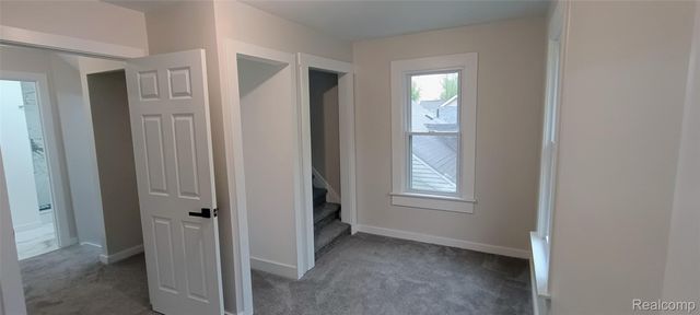 131 Mark Avenue, Pontiac, MI 48341