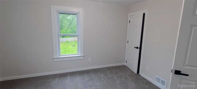 131 Mark Avenue, Pontiac, MI 48341