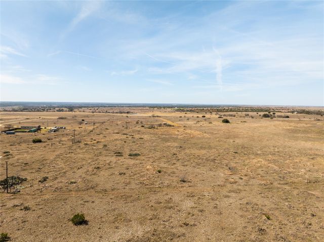 2700 County Road 214, Bertram, TX 78605