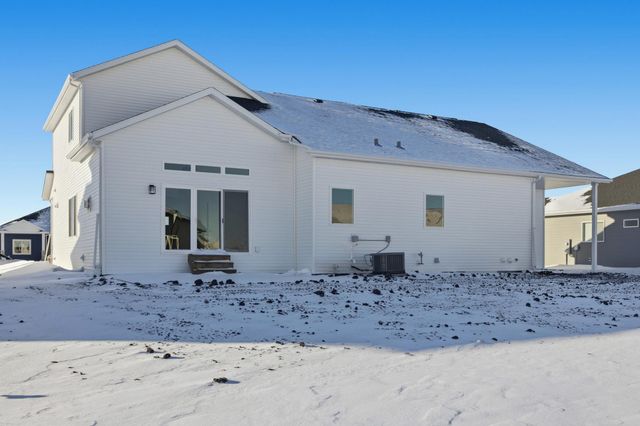 7448 16th Street S, Fargo, ND 58104