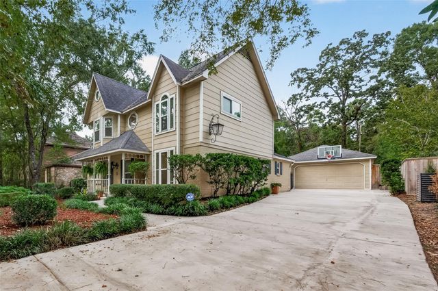 16 Mayfair Grove Court, The Woodlands, TX 77381