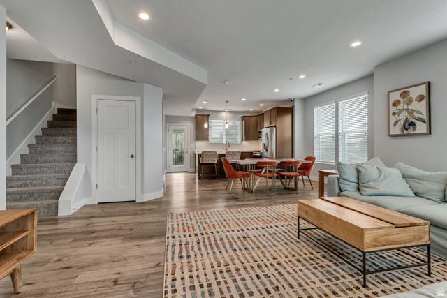 52 E GOLDEN PRIVET DR, Draper, UT 84020