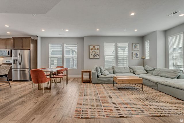 52 E GOLDEN PRIVET DR, Draper, UT 84020