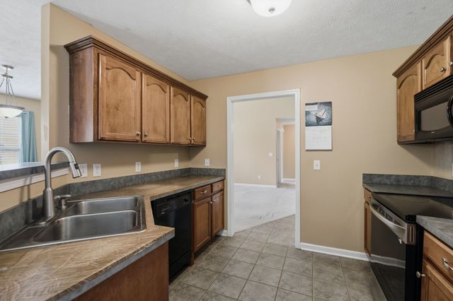 7103 Castile Dr, Smyrna, TN 37167