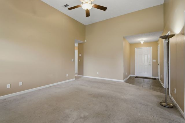 7103 Castile Dr, Smyrna, TN 37167