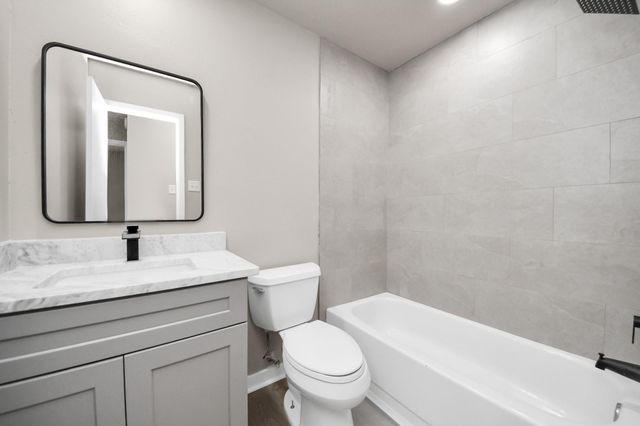 7023 Maczali Drive, Houston, TX 77489