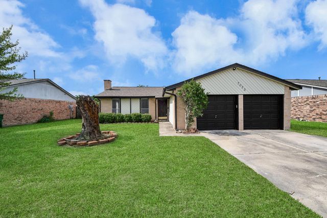7023 Maczali Drive, Houston, TX 77489