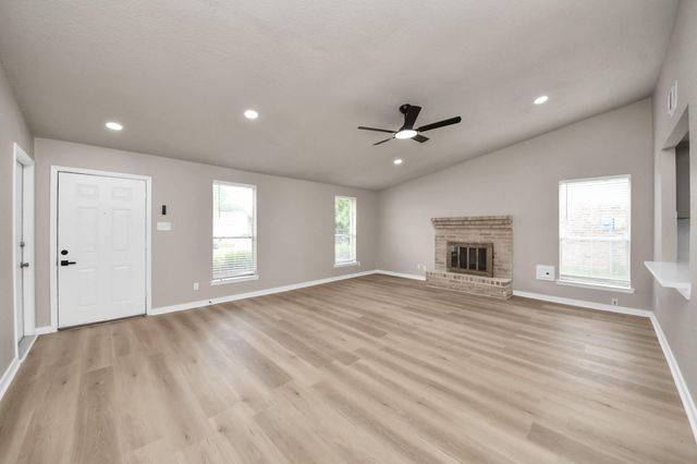 7023 Maczali Drive, Houston, TX 77489