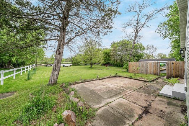 33 ISLAND DRIVE, Montello, WI 53949