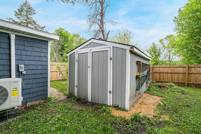 33 ISLAND DRIVE, Montello, WI 53949