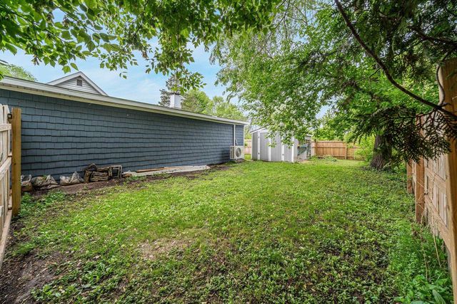 33 ISLAND DRIVE, Montello, WI 53949