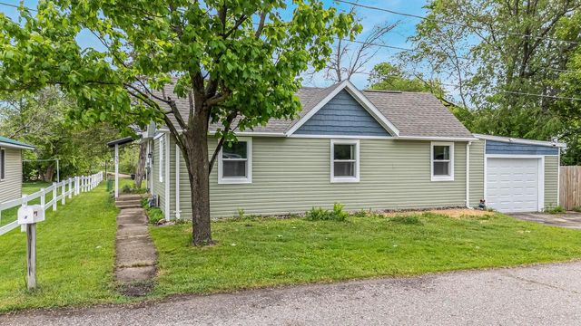 33 ISLAND DRIVE, Montello, WI 53949