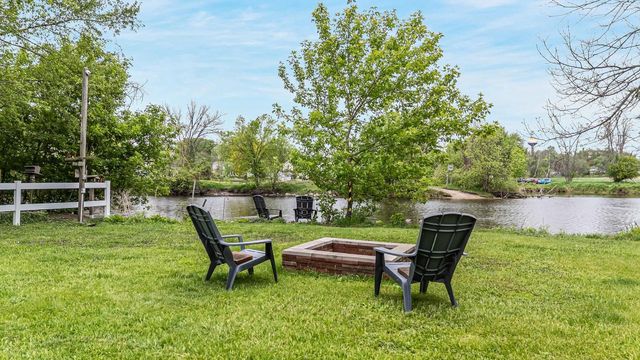 33 ISLAND DRIVE, Montello, WI 53949