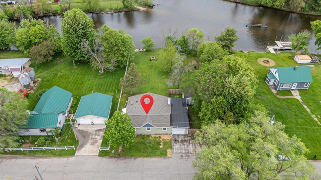 33 ISLAND DRIVE, Montello, WI 53949