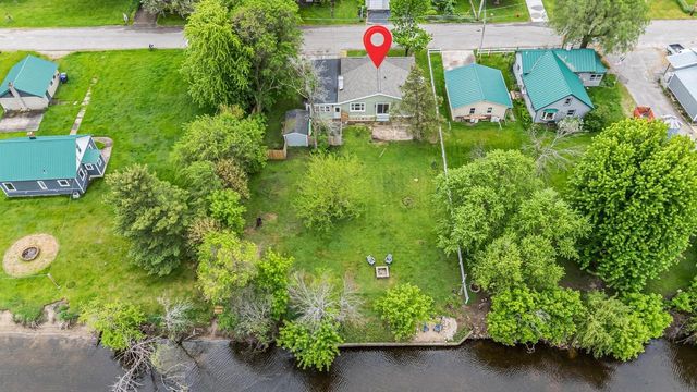33 ISLAND DRIVE, Montello, WI 53949