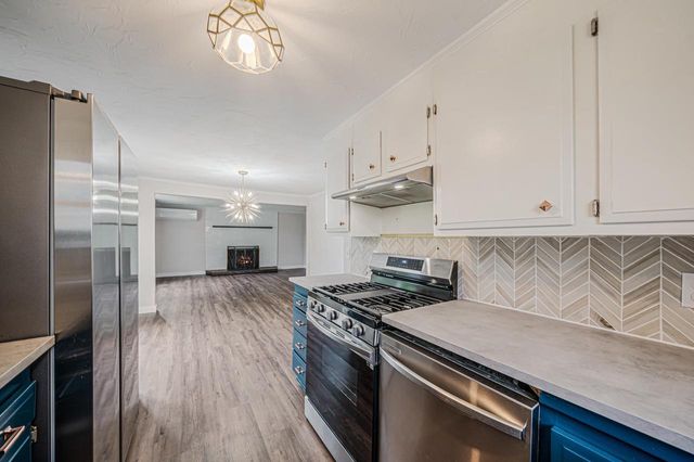33 ISLAND DRIVE, Montello, WI 53949