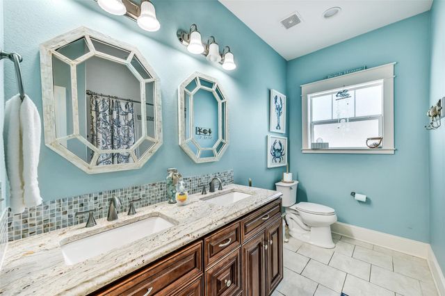 3807 Avenue R, Galveston, TX 77550